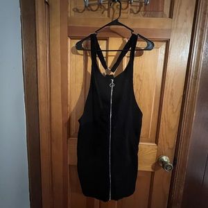 Large overall zip up dress // smoke free home // worn once // corduroy black